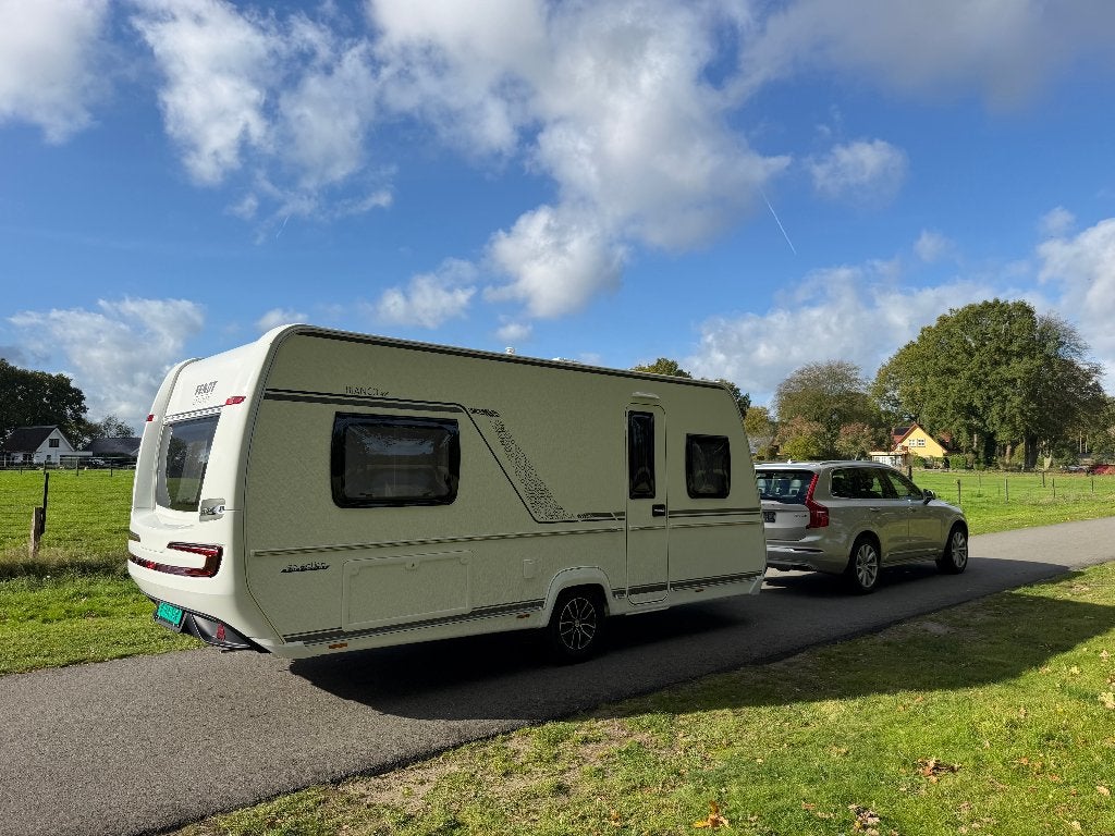 KOOPJE Fendt Bianco 495SG, Nieuw model 2027, 2 Enkele bedden, Caravans en Kamperen, Mover, Rondzit, Particulier, Tot en met 4