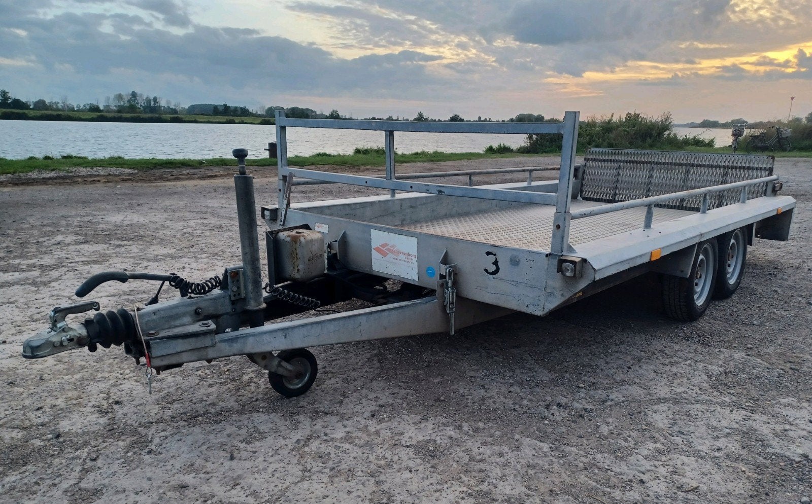 Hapert H2700 machinetransporter met schade (rechts)achter, Ophalen of Verzenden, Gebruikt