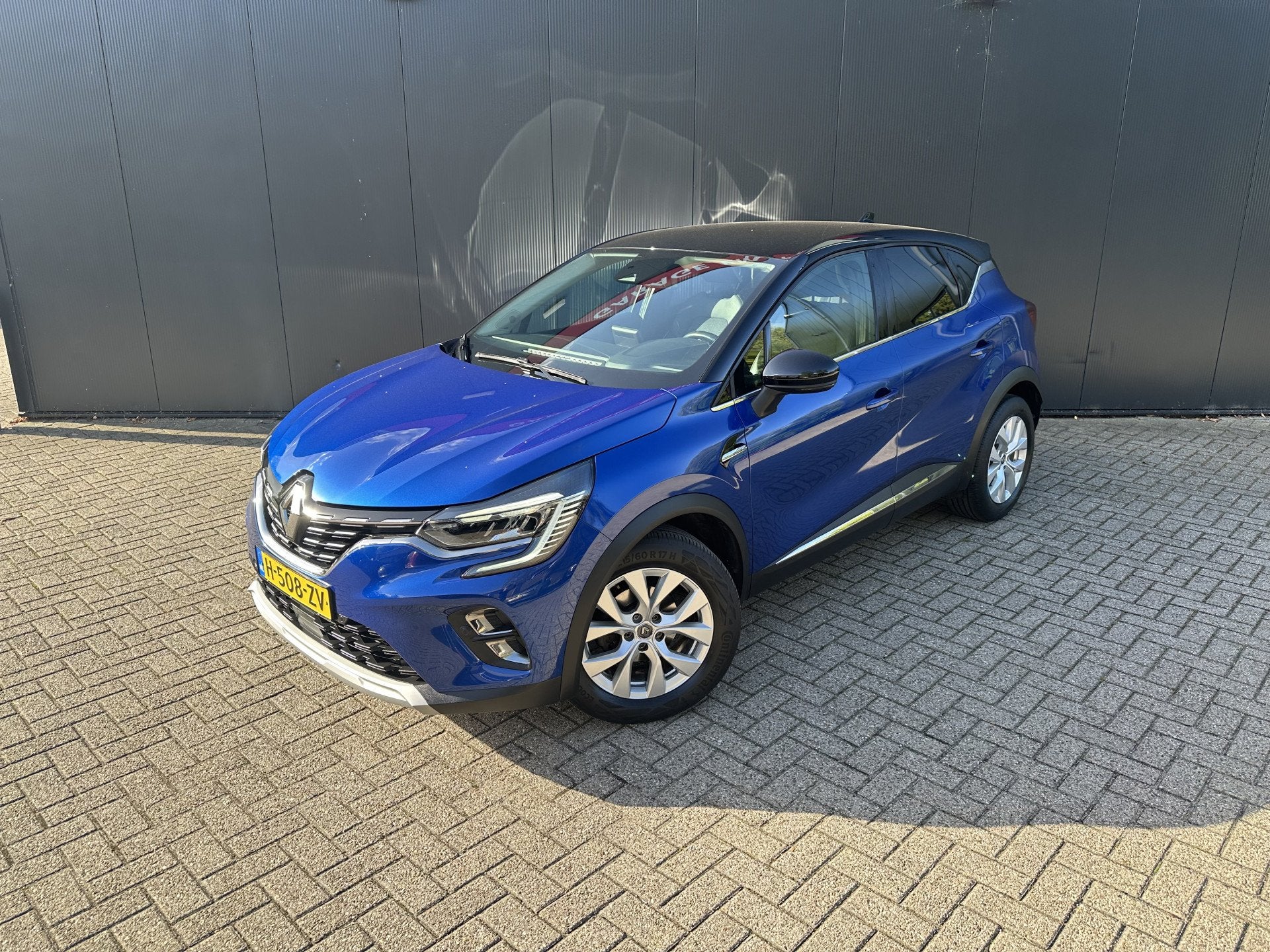 Renault Captur 1.3 TCe 130 Intens | Camera | Cruise | Navi, 12 maanden, Gebruikt, 4 cilinders, Blauw
