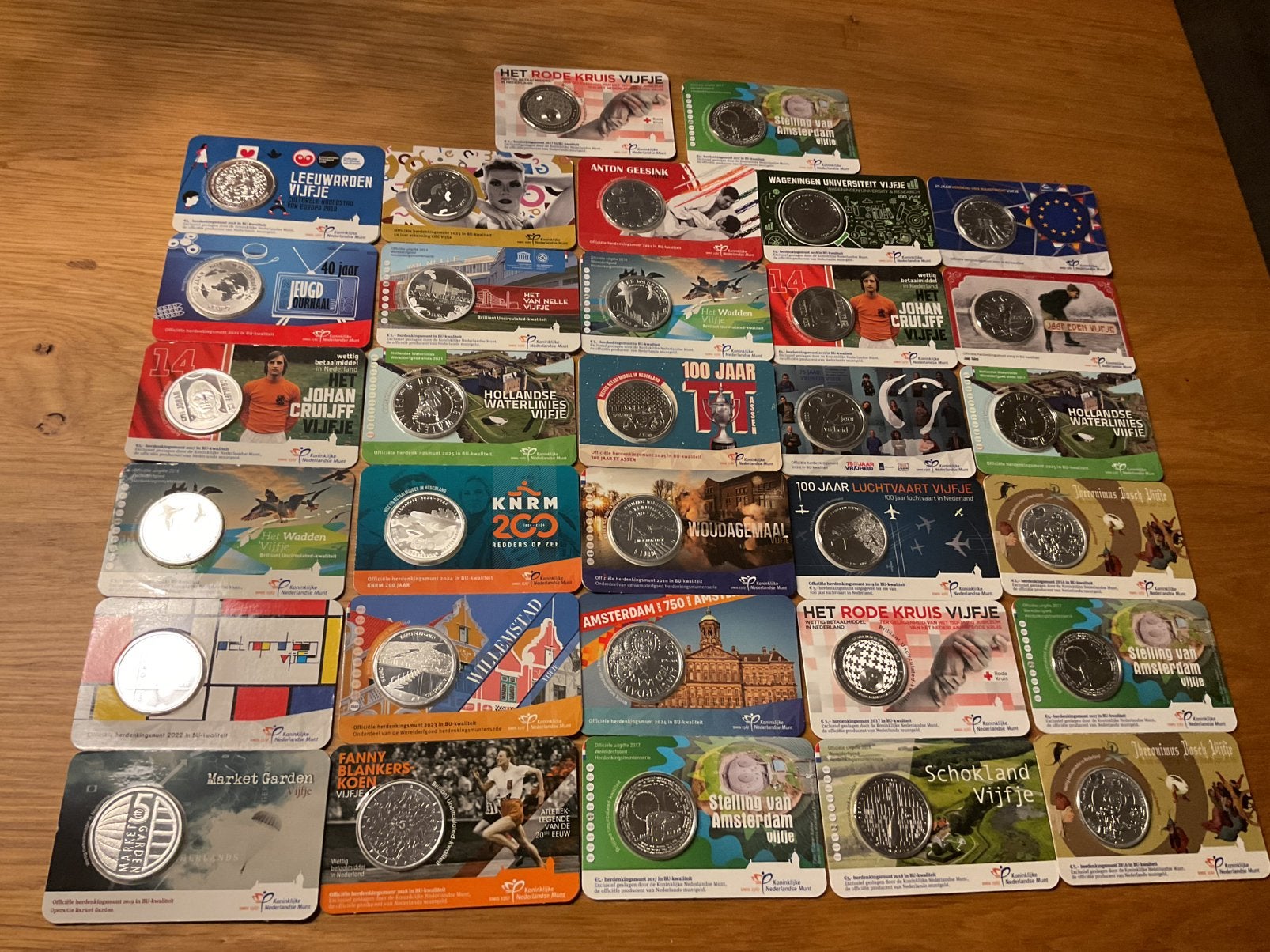 Nederland 32 coincards €5 in BU-kwaliteit, Postzegels en Munten, Ophalen of Verzenden, Nederland, Munten