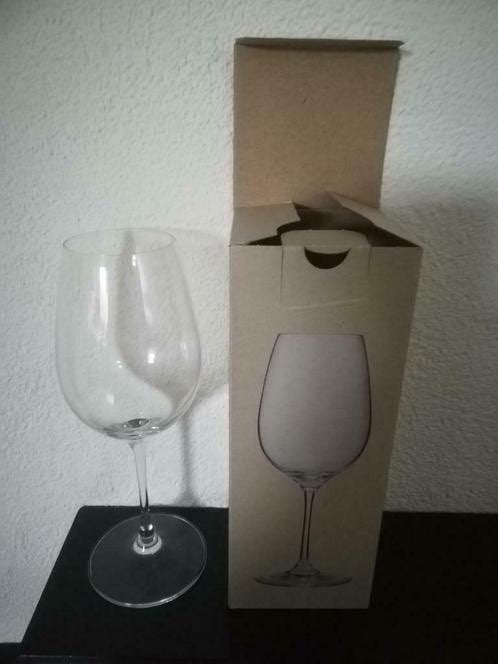 NIEUW: rode wijnglas Hema, Glas of Glazen, Nieuw, Ophalen of Verzenden, Glas