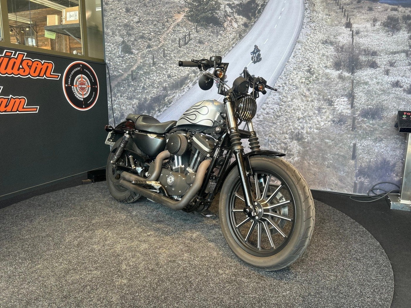 Harley-Davidson XL883N Sportster Iron (bj 2009), Motoren, Motoren | Harley-Davidson, Laan van Vredenoord 33
2289 DA  RIJSWIJK, NL