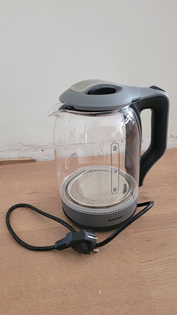 Waterkoker, 1 tot 2 liter, Ophalen, Gebruikt