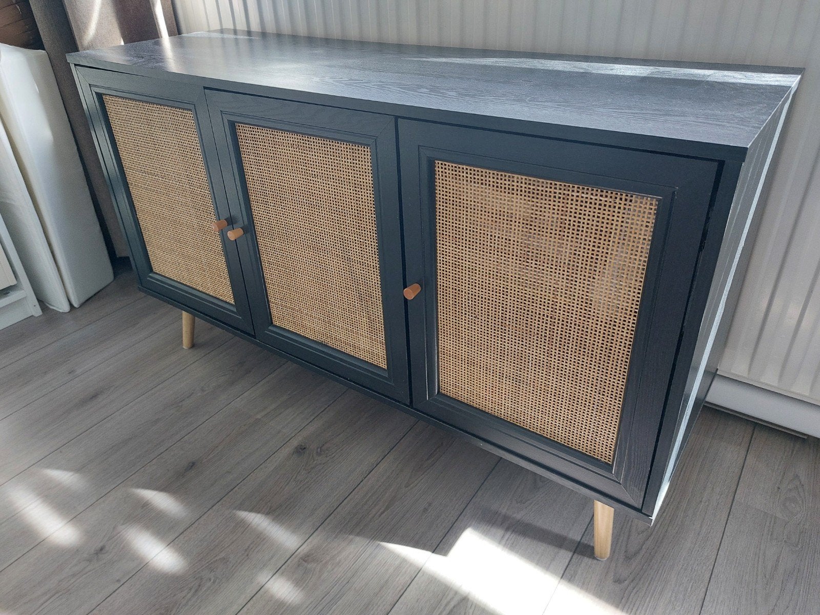 Zwarte rotan dressoir en nachtkastje set, Ophalen of Verzenden, Zo goed als nieuw