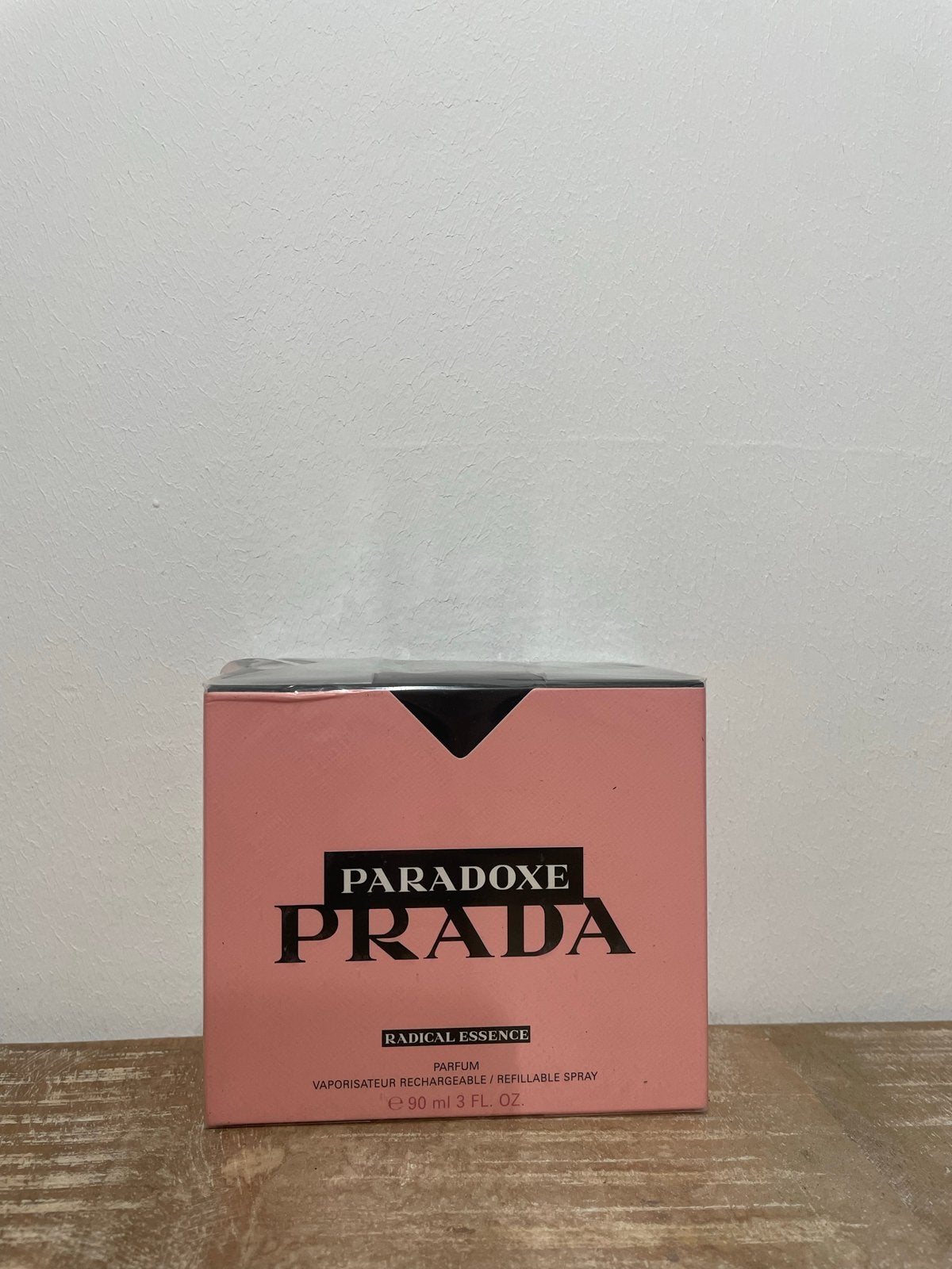 Prada Paradoxe Radical Essence Parfum 90 ml, Ophalen of Verzenden, Nieuw