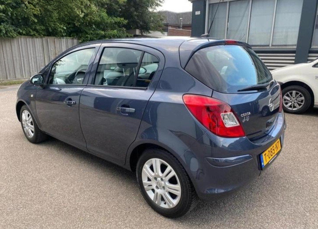 OPEL CORSA D 1.2 16V 5DRS MET INGEBOUWDE FIETSENDRAGER, Voorwielaandrijving, 4 cilinders, Blauw, 1229 cc