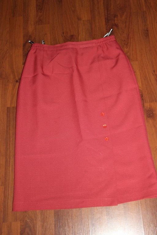 rok rood, Kleding | Dames, Maat 42/44 (L), Ophalen of Verzenden, Knielengte, Gedragen