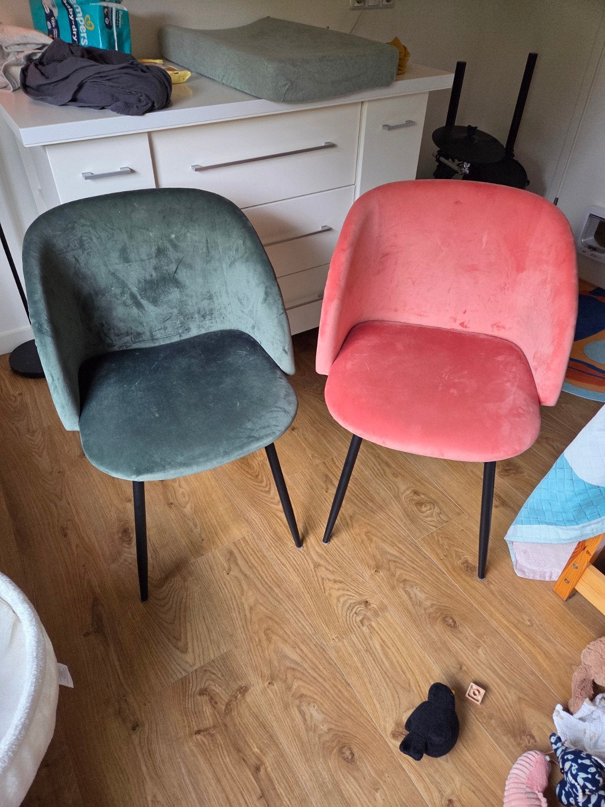 2 gebruikte Sostrene Grene stoelen: groen en roze, Ophalen, Gebruikt, Twee, Overige kleuren