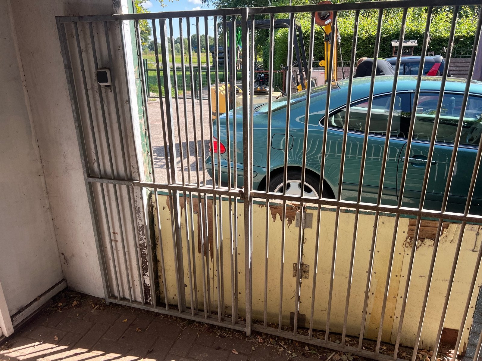 Corton kennel, Dieren en Toebehoren, Ophalen, Gebruikt