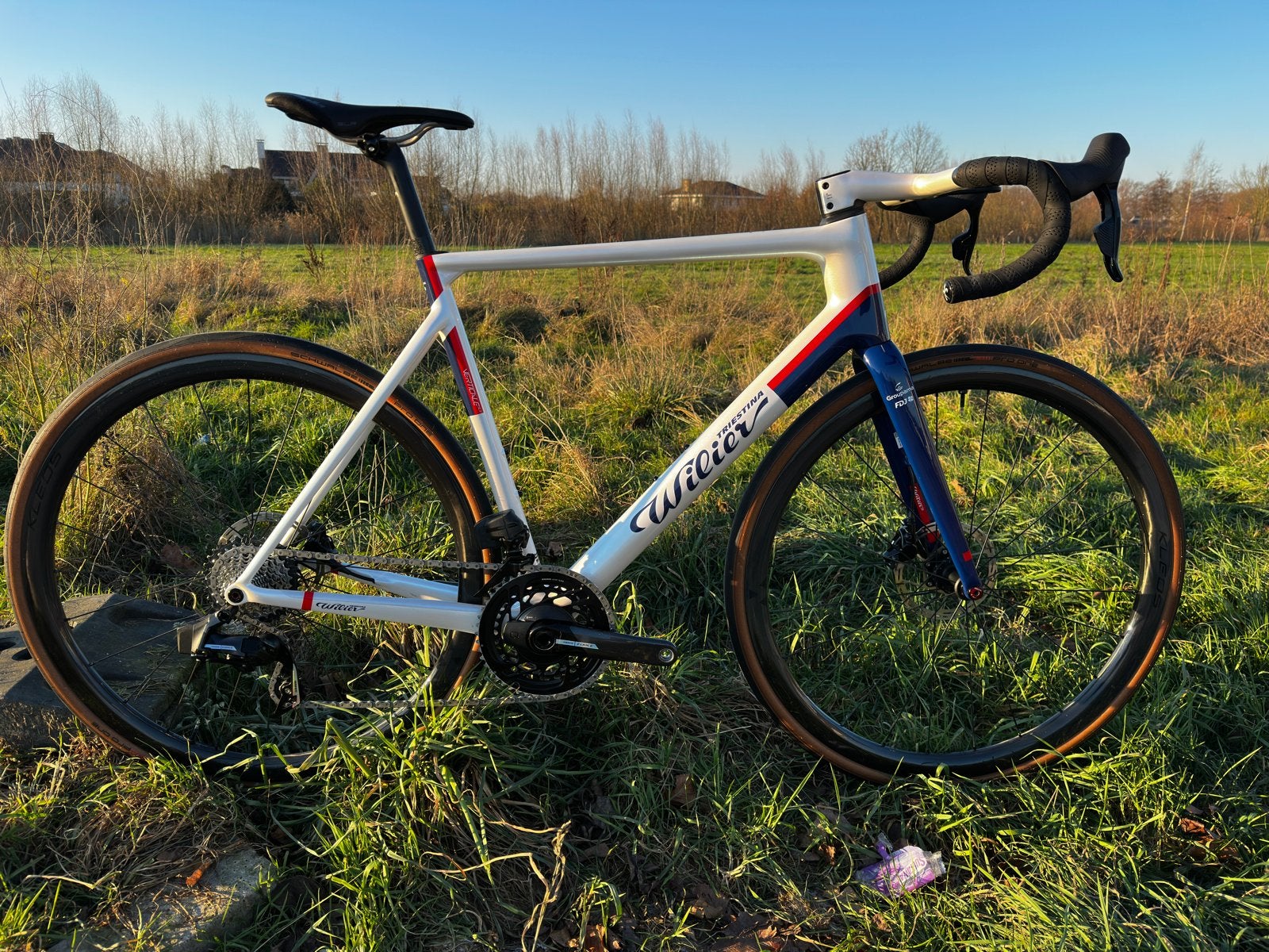 Wilier Triestina Vertucale racefiets - Zo goed als nieuw, 28 inch, Carbon, Heren, Zo goed als nieuw