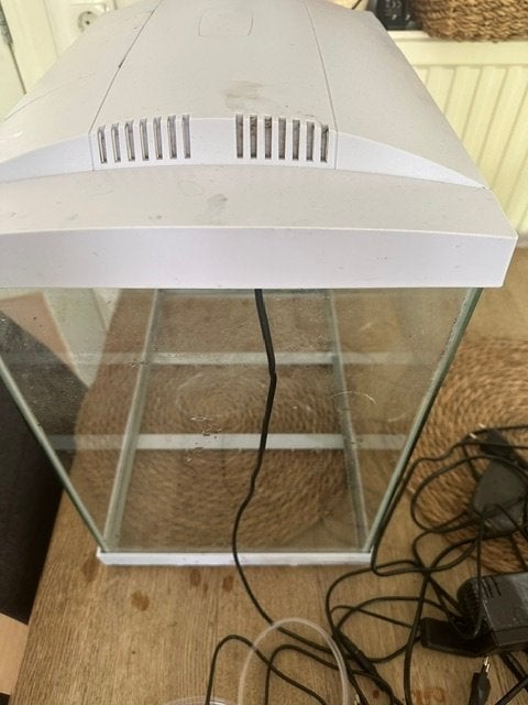 Aquarium met filter, verwarming en pomp, Dieren en Toebehoren, Ophalen, Verwarming, Overige merken, Zo goed als nieuw