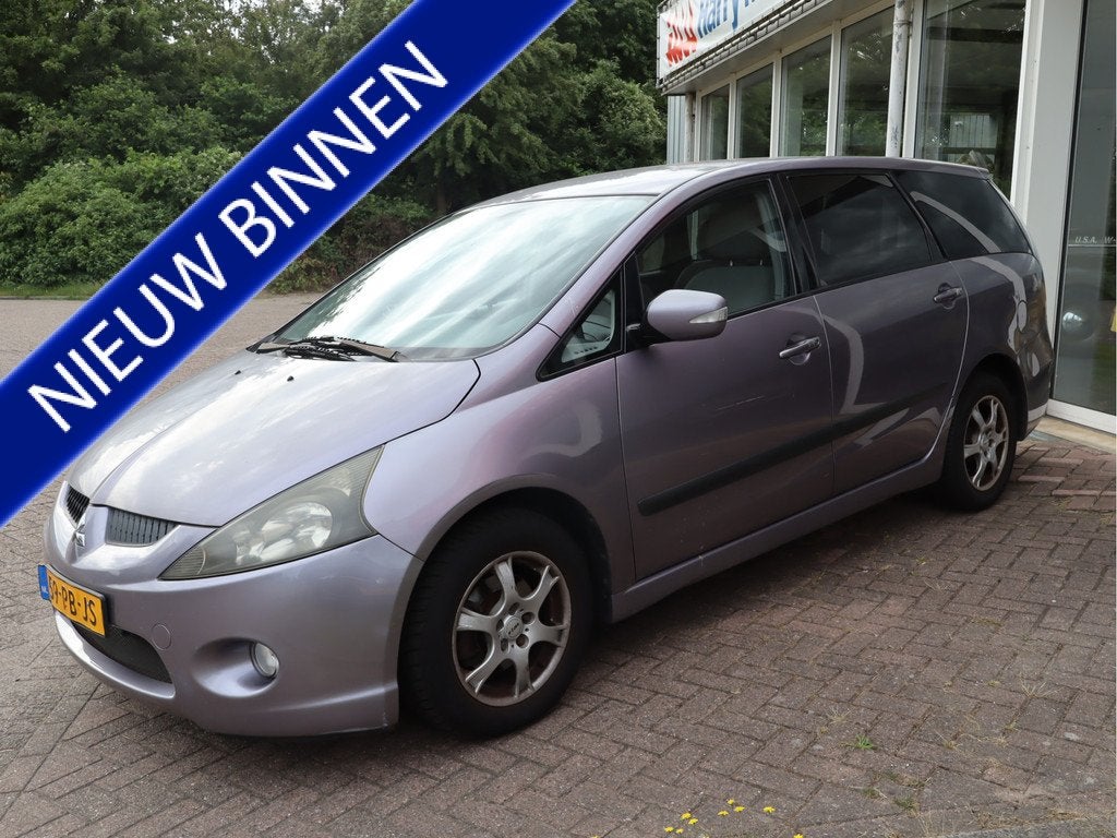 Mitsubishi Grandis 2.4-16V Intense 6p AUTOMAAT! (bj 2004), Auto's, Bedrijf, Parkeersensor, 6 stoelen, 93 €/maand