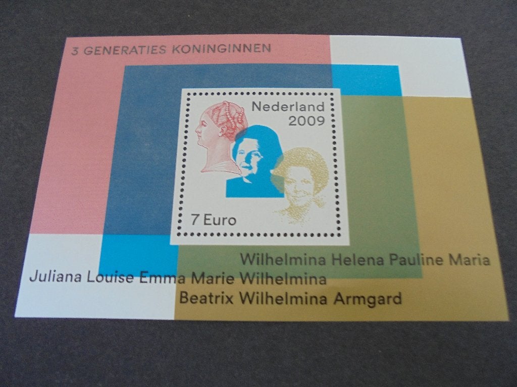 Postzegels 2009 3 generaties Koninginnen, Verzenden, Na 1940, Postfris