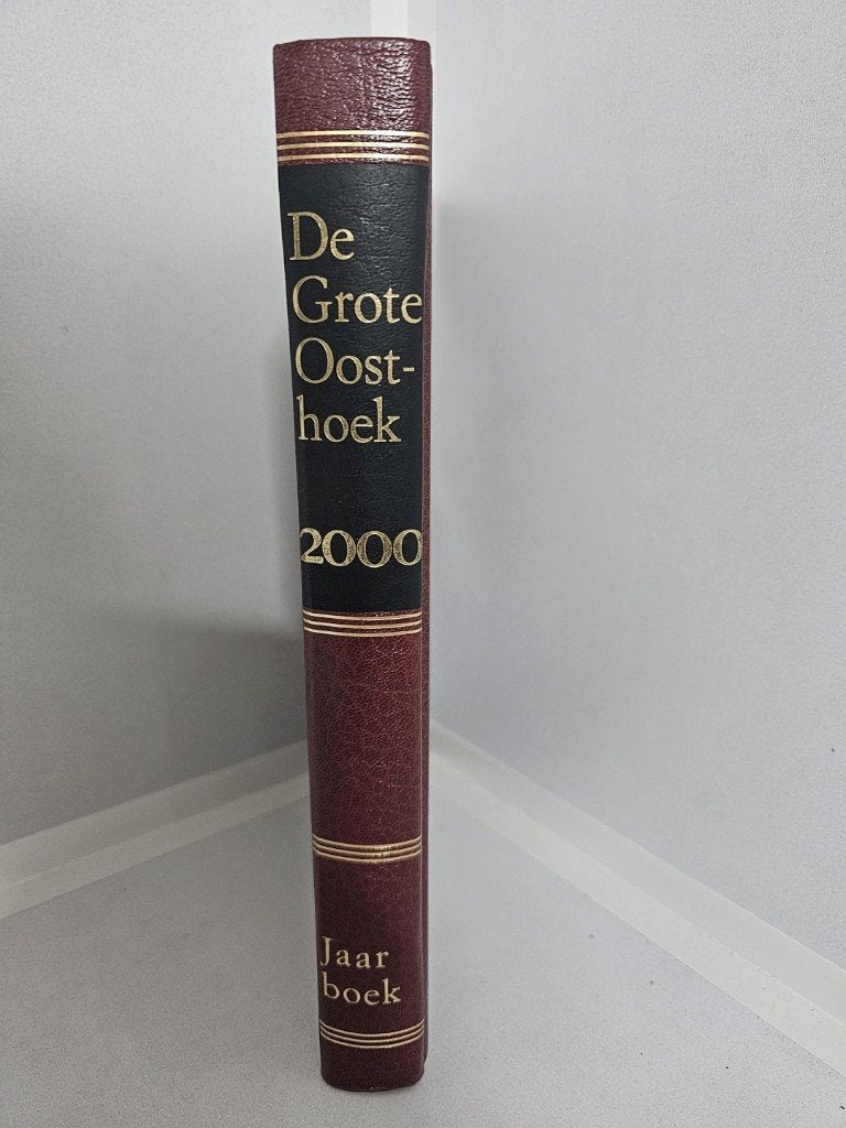 Jaarboek De Grote Oosthoek van het jaar 2000, Nieuw, Diverse auteurs, Ophalen of Verzenden, Wereld