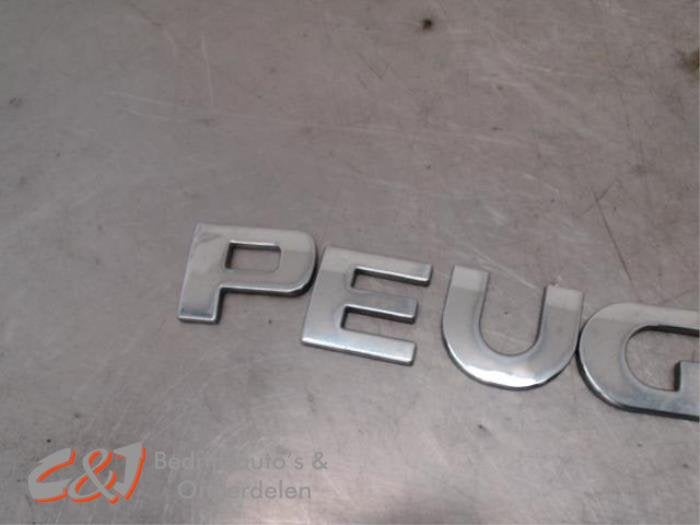 Embleem van een Peugeot Boxer, Gebruikt, -, -, Ophalen of Verzenden