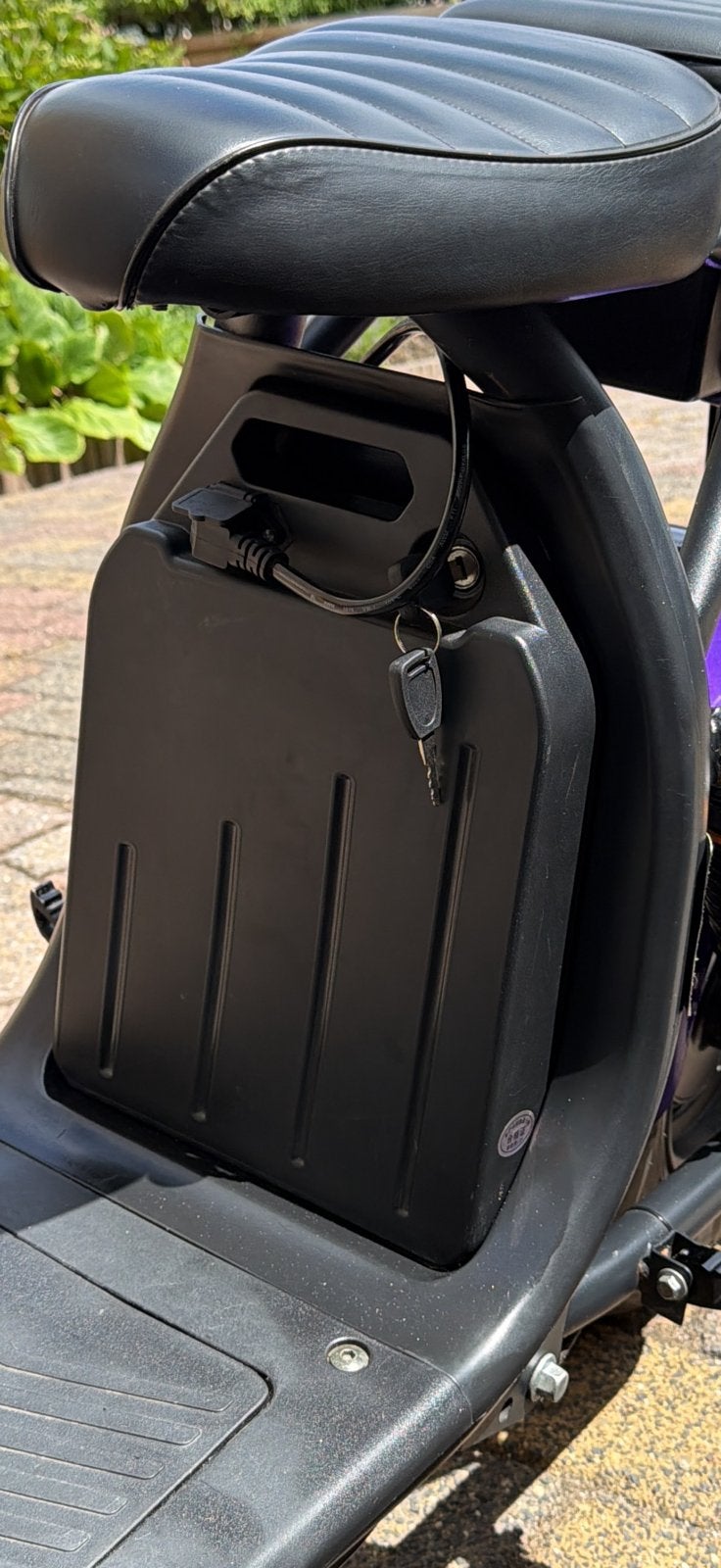 E chopper/ E scooter  accu gezocht zo als foto 60 volt, Fietsen en Brommers, Ophalen of Verzenden, Zo goed als nieuw