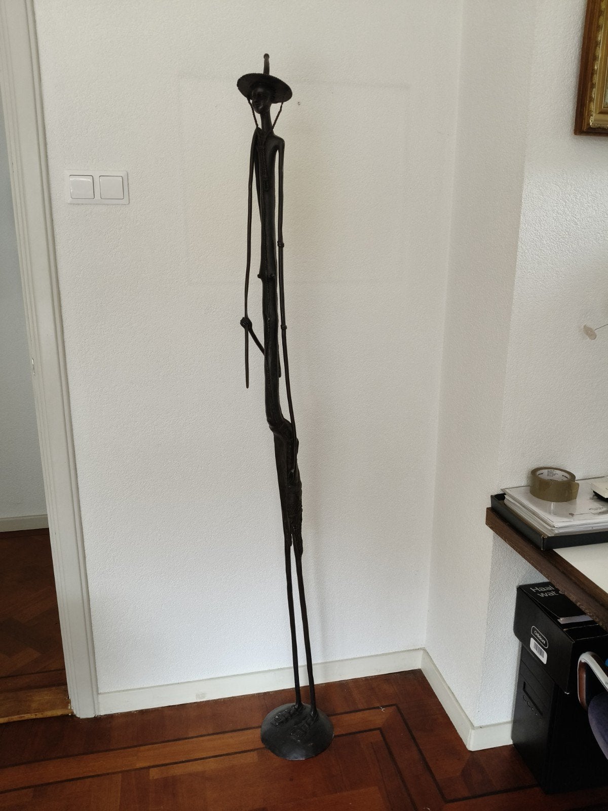 Afrikaans bronzen beeld van een man met hoed, Antiek en Kunst, Kunst | Beelden en Houtsnijwerken, Ophalen
