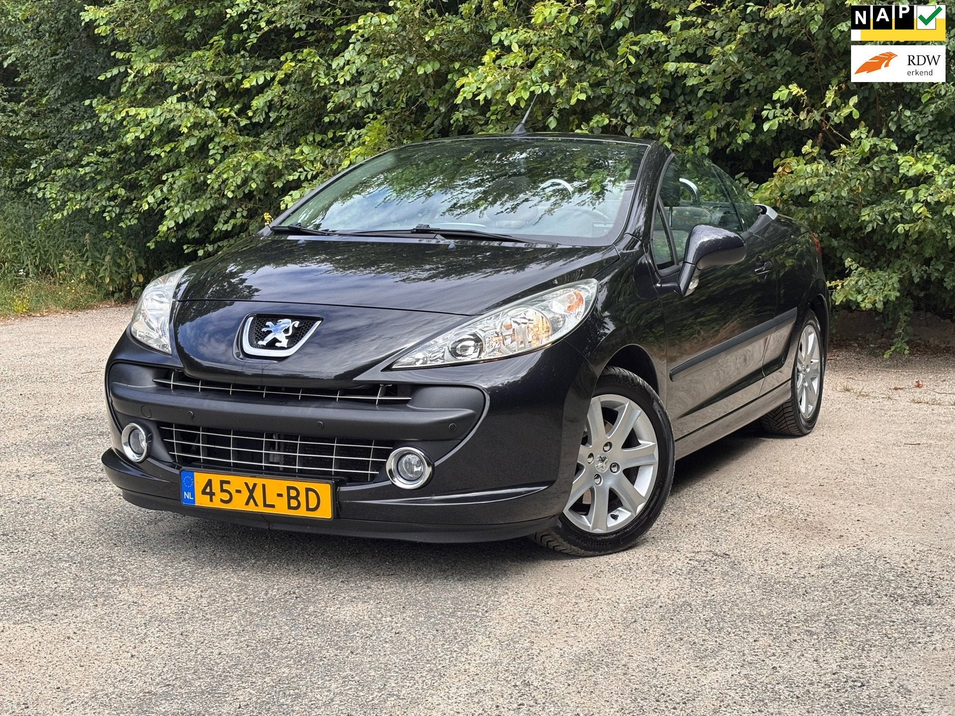 Peugeot 207 CC 1.6 VTi | " 101.000 " KM + Airco Nu € 2.950, 15 km/l, Gebruikt, 4 cilinders, Cabriolet