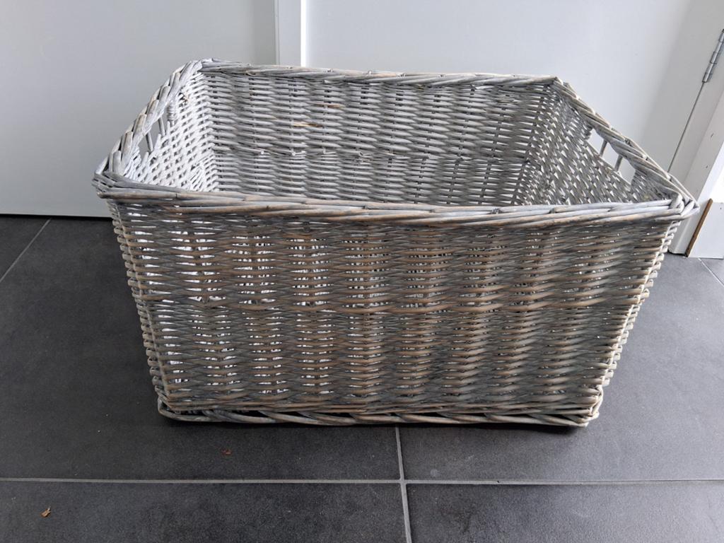 4 grote greywash rieten manden, Ophalen, Mand, Zo goed als nieuw, Riet