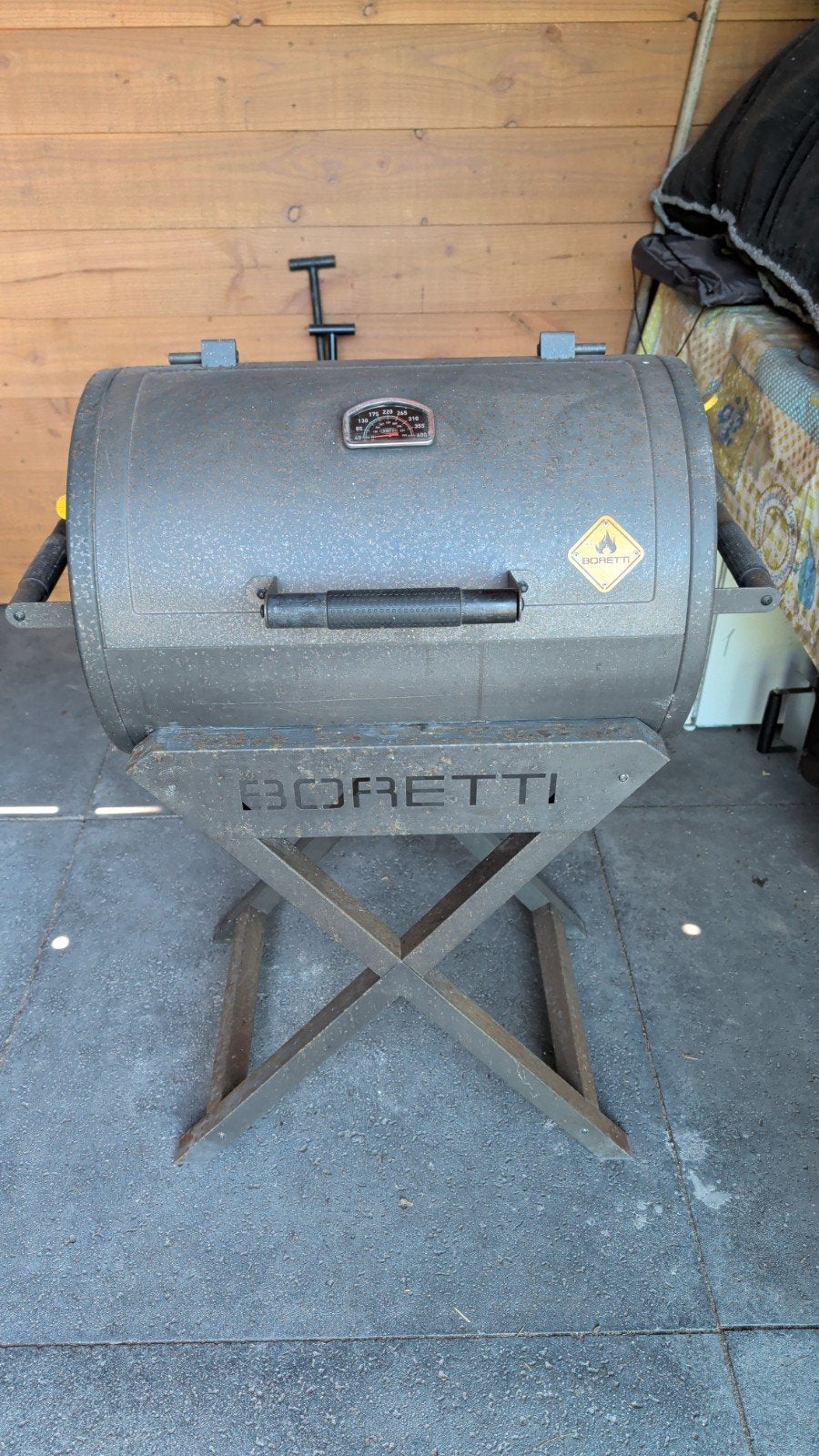 Boretti barbecue/rookoven - Gebruikt met roestplekken, Ophalen, Gebruikt, Boretti
