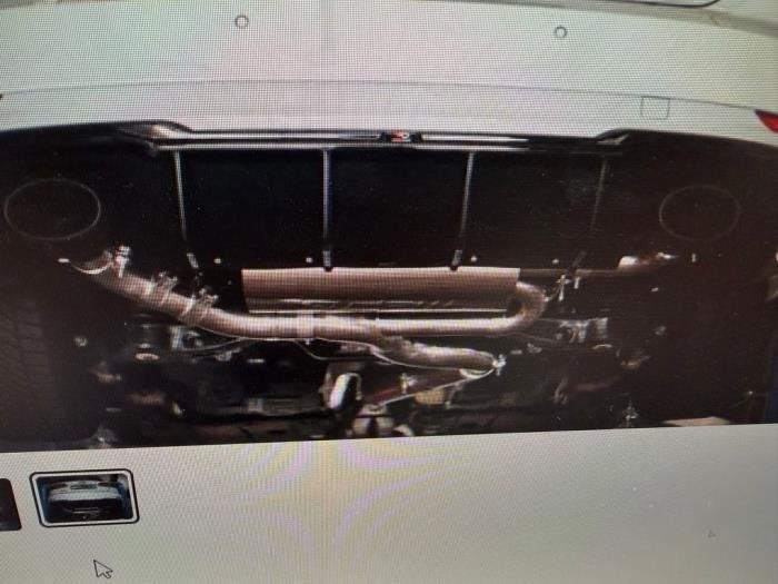 Uitlaat Midden + Einddemper van een Audi RS3, Gebruikt, -, -, -