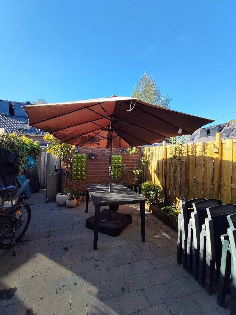 Tuinset incl. nieuwe parasol met voet, Tuin en Terras, Ophalen, Zo goed als nieuw