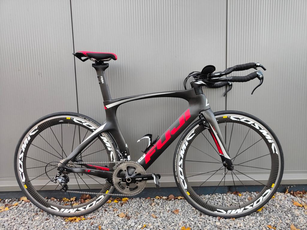 Fuji Norcom 2.1 Tijdritfiets. M/L. Ultegra. Carbon wielen., 28 inch, Carbon, Zo goed als nieuw, Meer dan 20 versnellingen