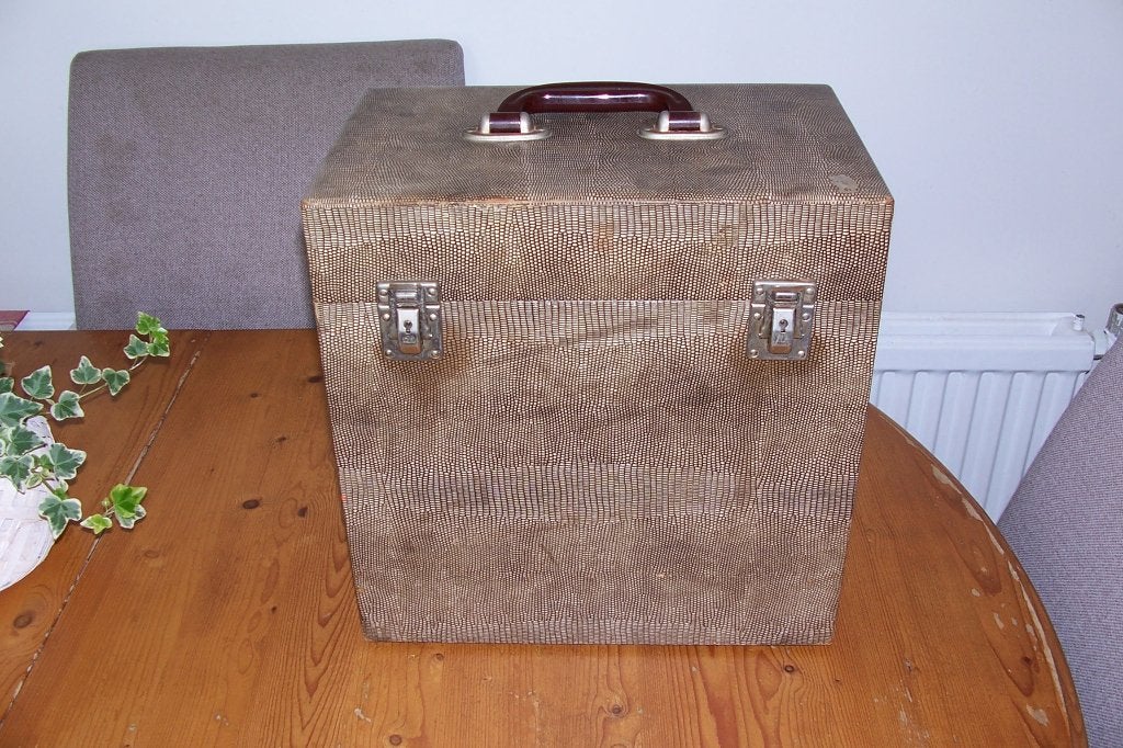 MOOIE GROTE HOUTE KOFFER  GOED VOOR 10"-78 TOEREN PLATEN, Ophalen of Verzenden, Gebruikt, 10 inch