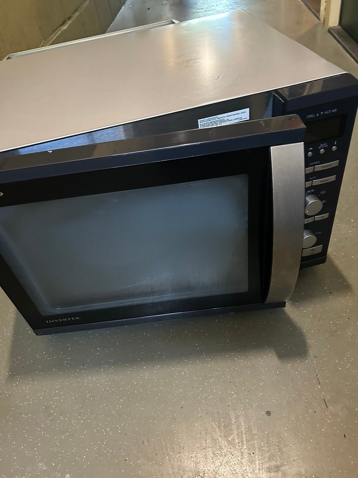 Scharap oven werkt perfect, Witgoed en Apparatuur, Ovens, Ophalen of Verzenden, Zo goed als nieuw, Minder dan 45 cm