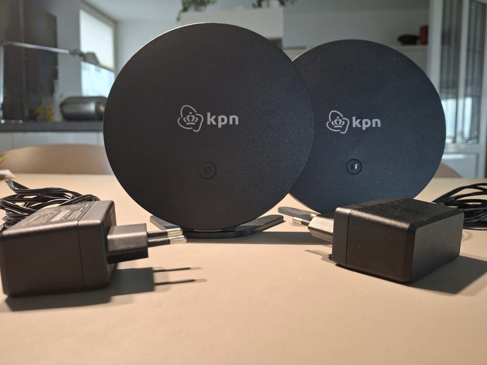 KPN SuperWifi 2 (Zwart) - Set van 2 compleet, Ophalen of Verzenden, Zo goed als nieuw