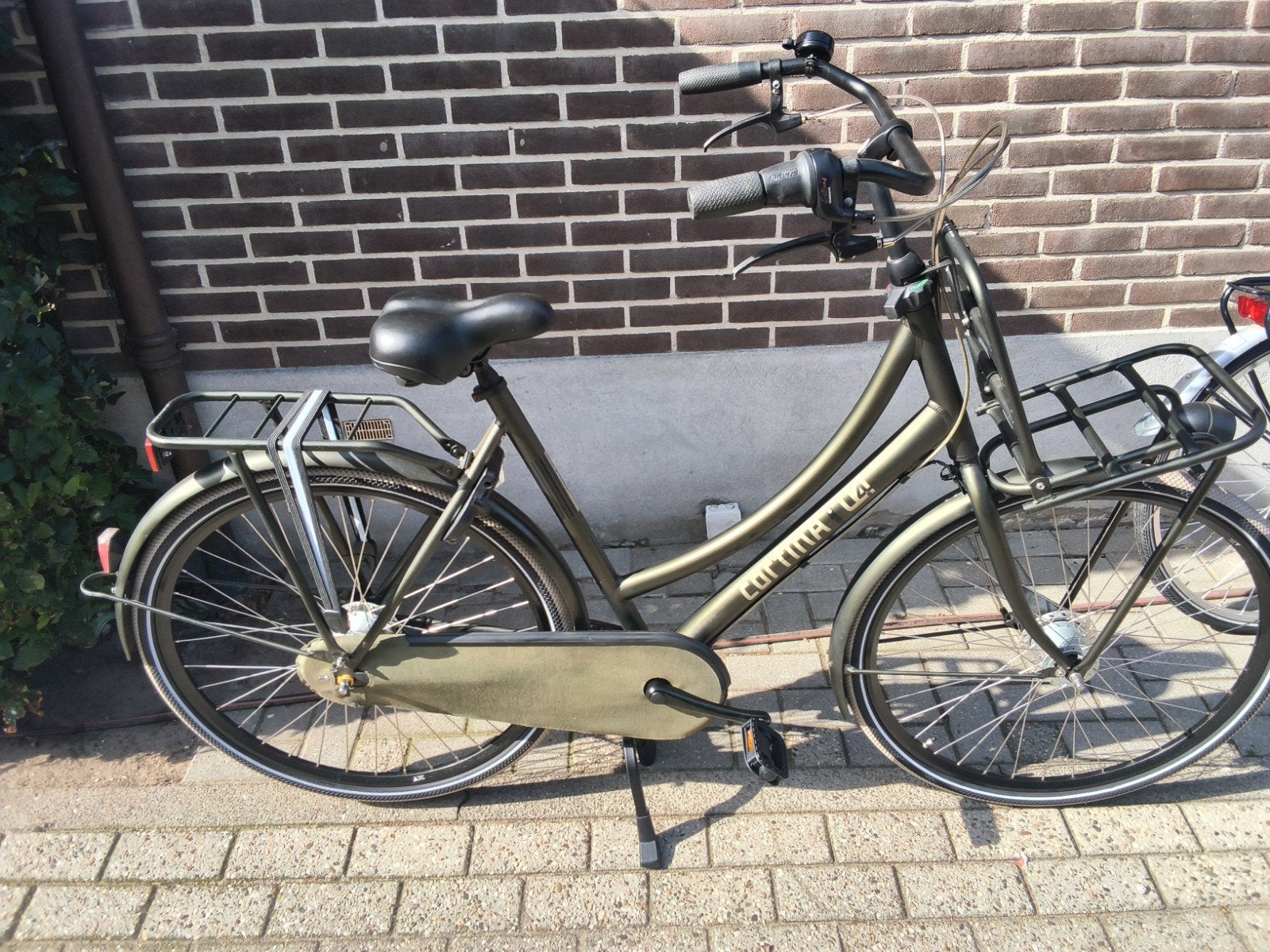 Cortina u4 damesfiets 7 versnellingen trommelrem 57 cmhoog, Ophalen, Cortina U4 transportfiets, Versnellingen, 56 cm of meer