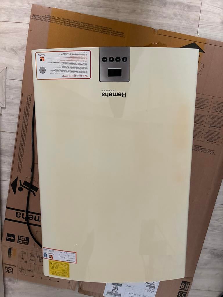 Remeha Avanta CV-ketel met Honeywell thermostaat, Ophalen, Gebruikt, Hoog rendement (Hr), Cv-ketel of Combi-ketel