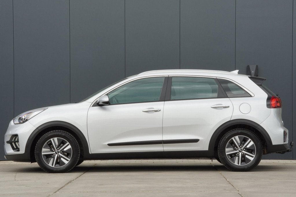 Kia Niro 1.6 GDi Hybrid DynamicLine 2021 Automaat Trekhaak A, Auto's, Kia, 8 kWh, Gebruikt, Leder en Stof, 1390 kg