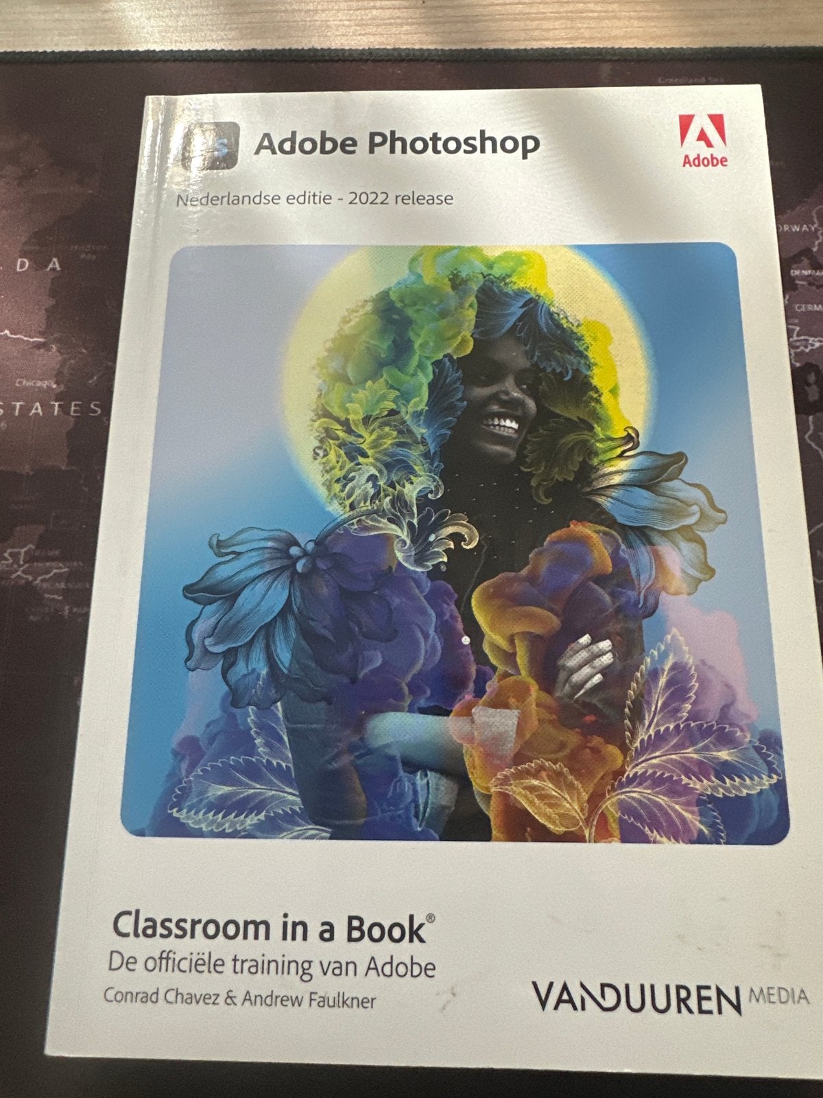 Adobe Photoshop Classroom in a Book 2022 - Nederlandse editi, Ophalen of Verzenden, Beta, Zo goed als nieuw, Overige niveaus