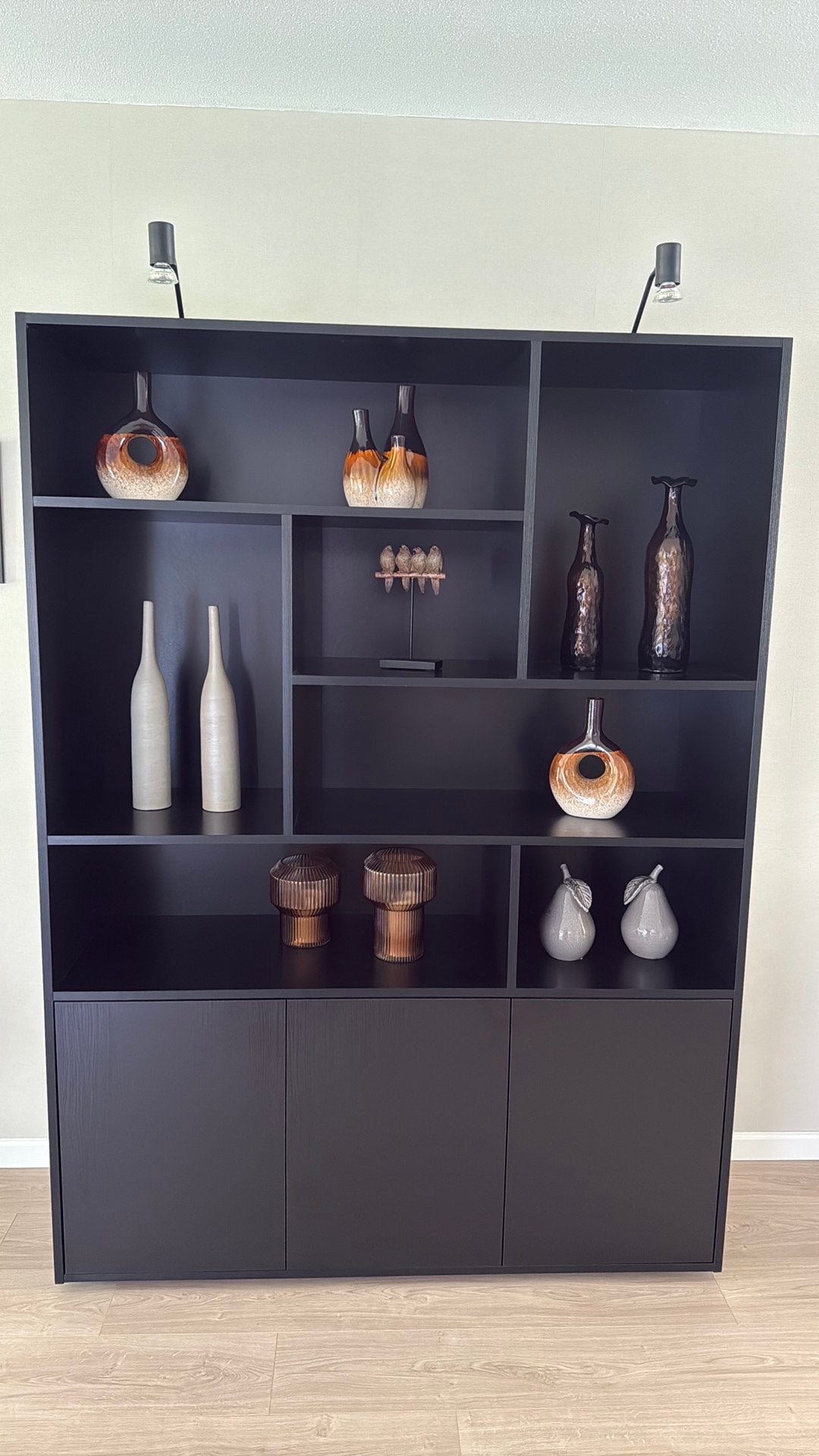 Zwart eiken fineer vakkenkast Madrid, Ophalen, Zo goed als nieuw, Minder dan 150 cm, 150 tot 200 cm