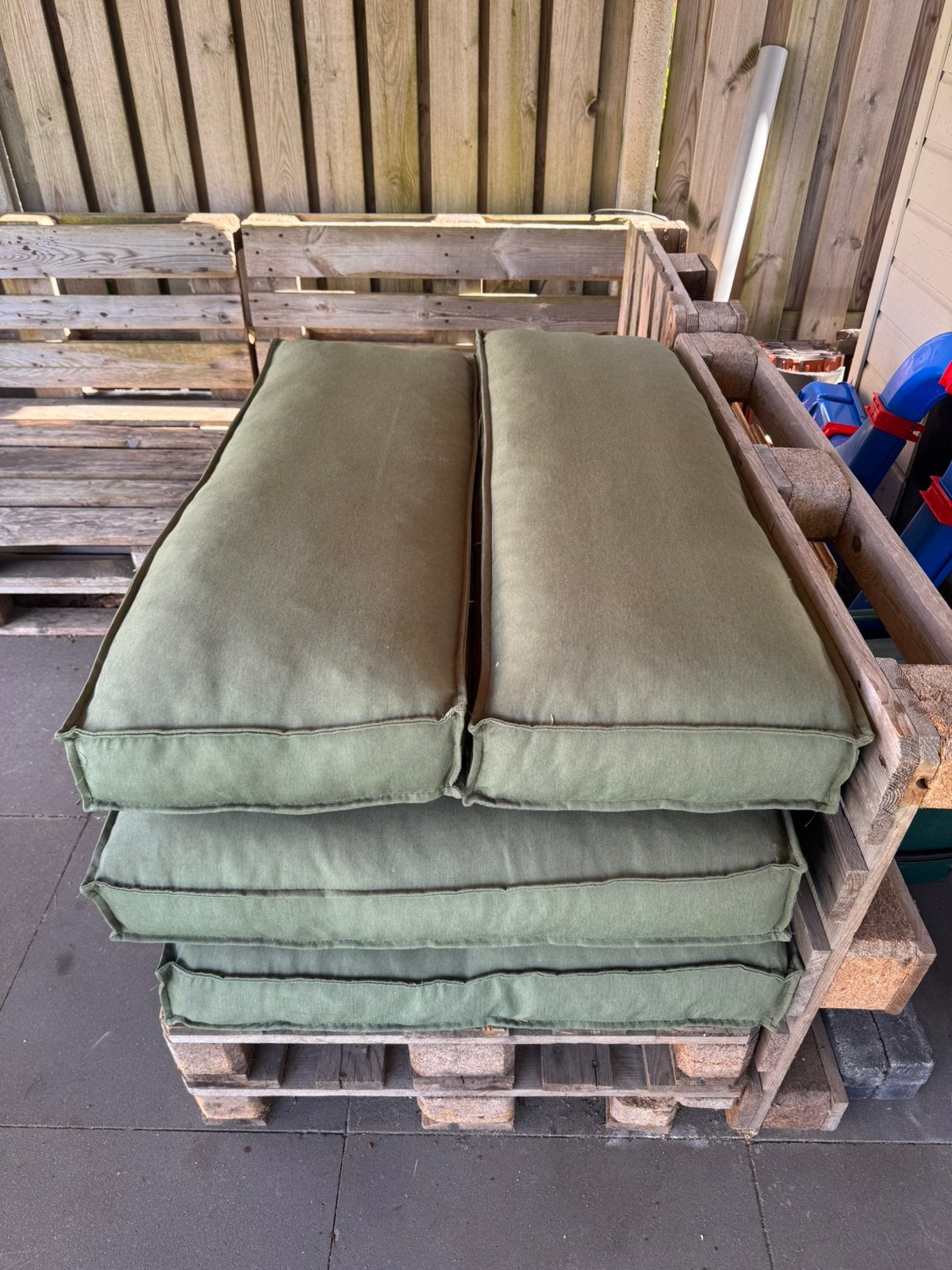 Palletbank kussens, Ophalen, Zo goed als nieuw