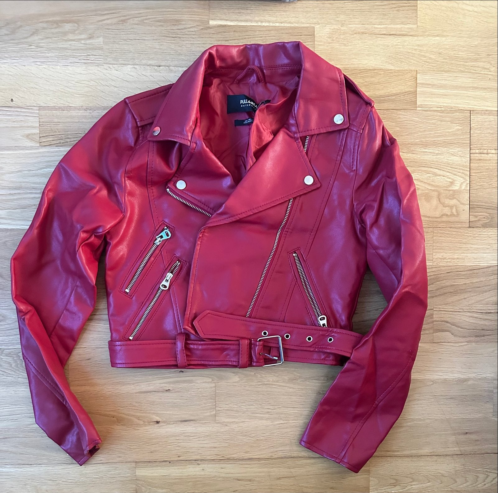 Pull & Bear rood leren jasje maat S - Nieuw!, Kleding | Dames, Ophalen, Nieuw, Maat 36 (S), Rood