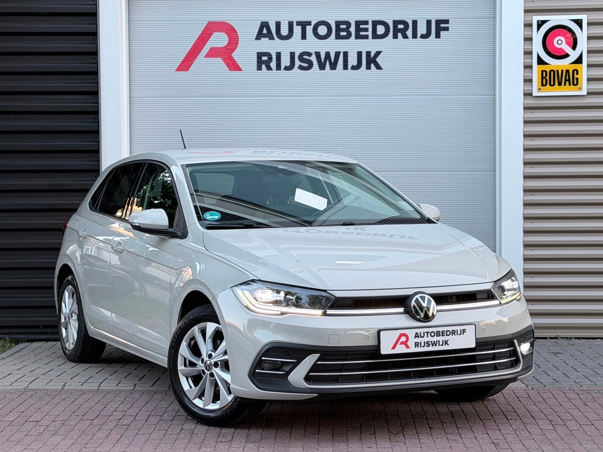 Foto 6 van Volkswagen Polo 1.0 TSI Style IQ.Light/Camera/AppleCar