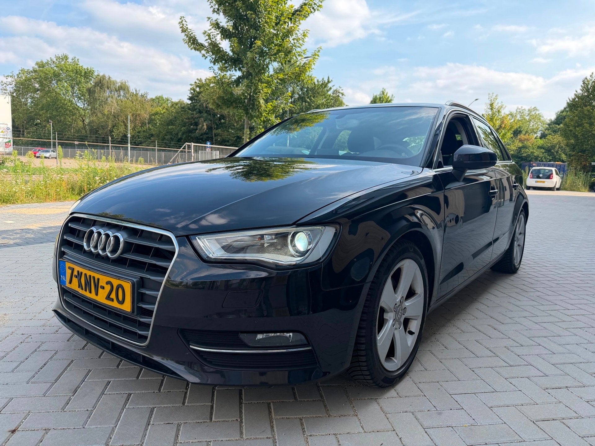 Audi A3 Sportback 2.0 TDI 150PK Ambition Pro Line plus XENON, Auto's, Voorwielaandrijving, Euro 5, Stof, Gebruikt