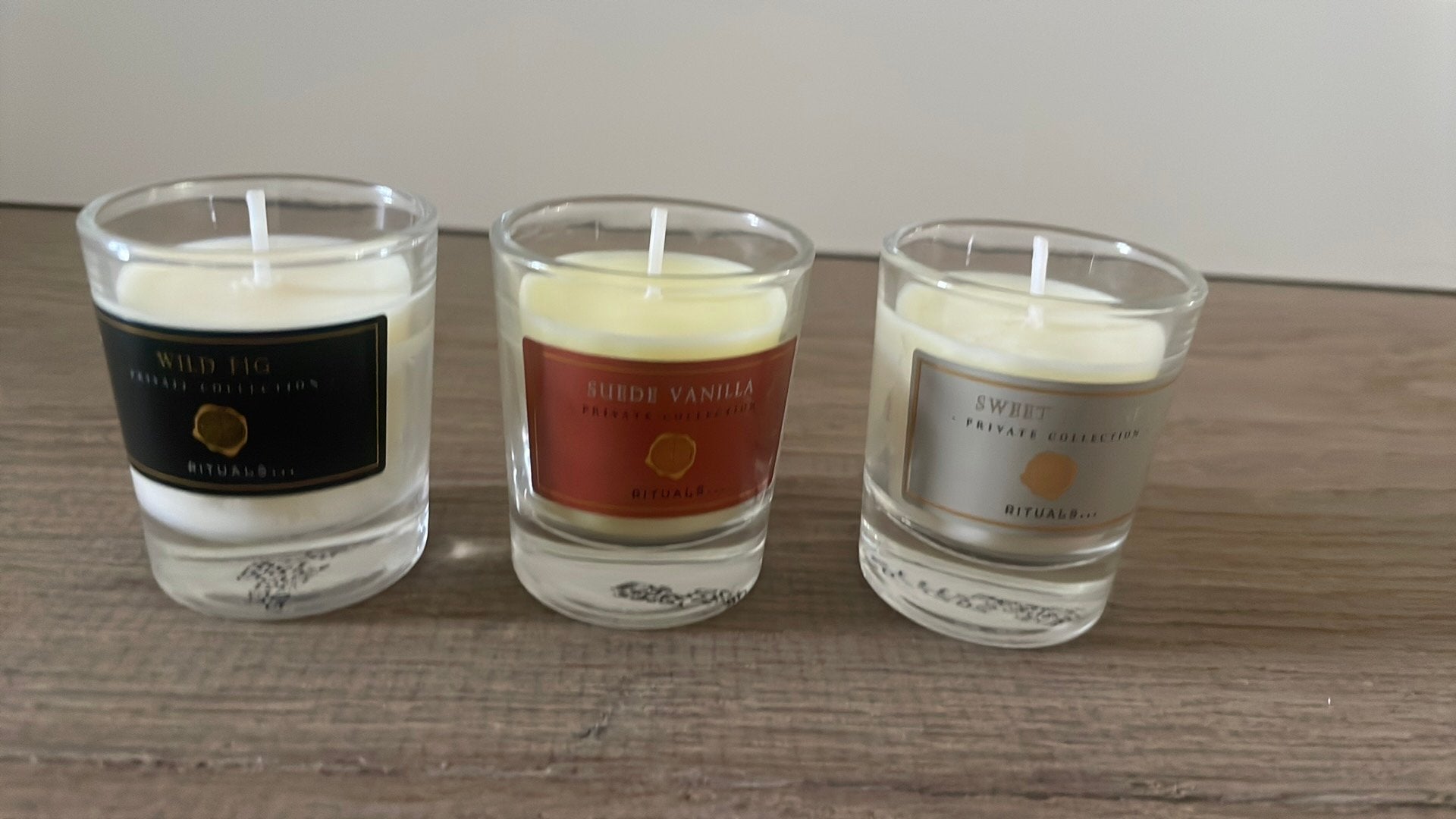 3 nieuwe kleine Rituals geur kaarsjes, Huis en Inrichting, Woonaccessoires | Kandelaars en Kaarsen, Wit, Nieuw, Ophalen of Verzenden