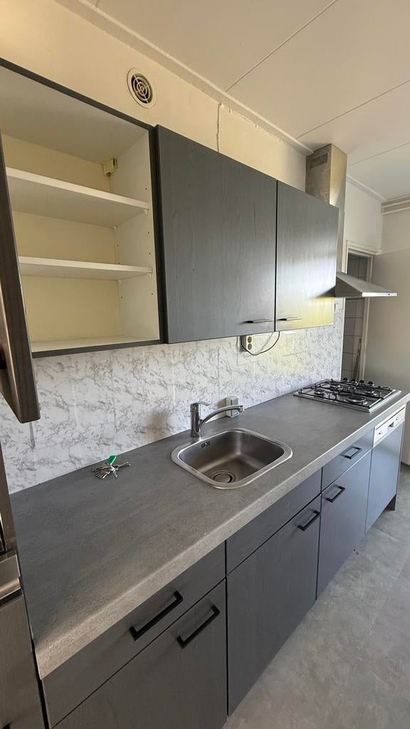 Gratis keuken met vaatwasser, ijskast en fornuis, Ophalen, Gebruikt, Enkelwandige keuken, Kunststof