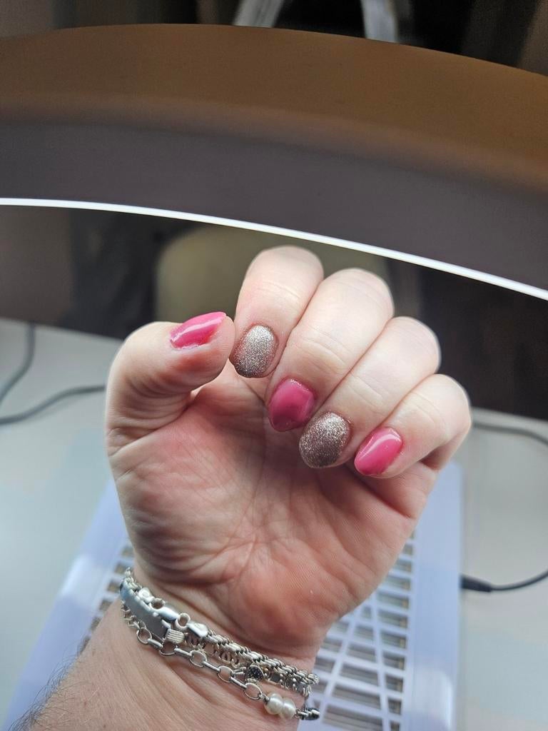 Nagelstyliste, Ophalen, Zo goed als nieuw, Wit, Handen en Nagels