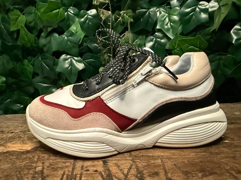 zo goed als nieuw sneakers van Xsensible maat 38 (wijdte HX), Wit, Ophalen of Verzenden, Xsensible, Xsensible