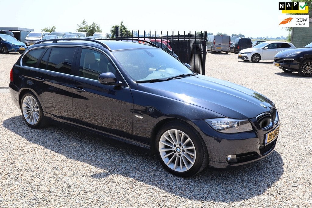 BMW 3-serie Touring 325i Business Line, Auto's, Achterwielaandrijving, Gebruikt, Beige, 2996 cc