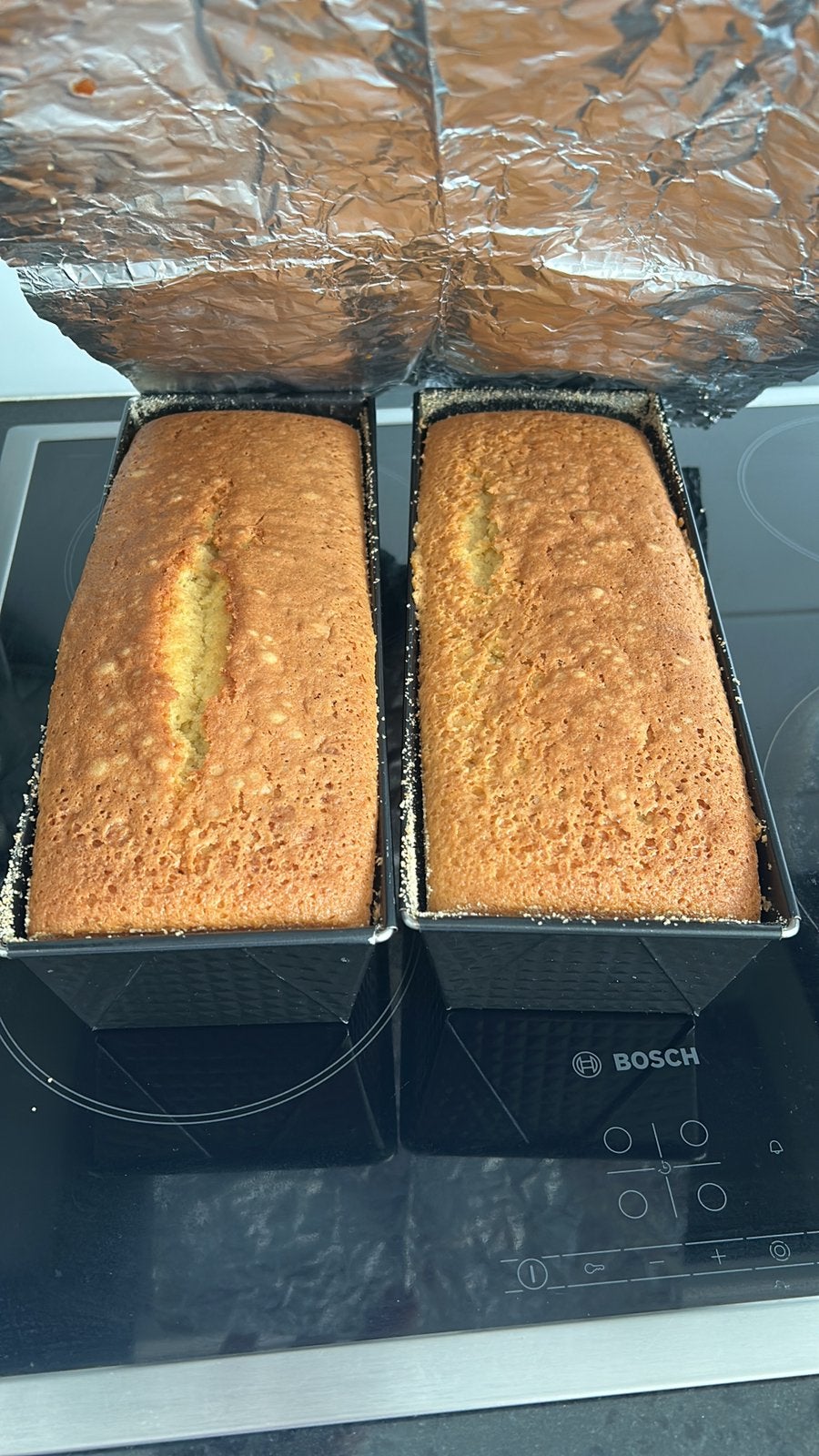 Vers gebakken cake te koop, Ophalen