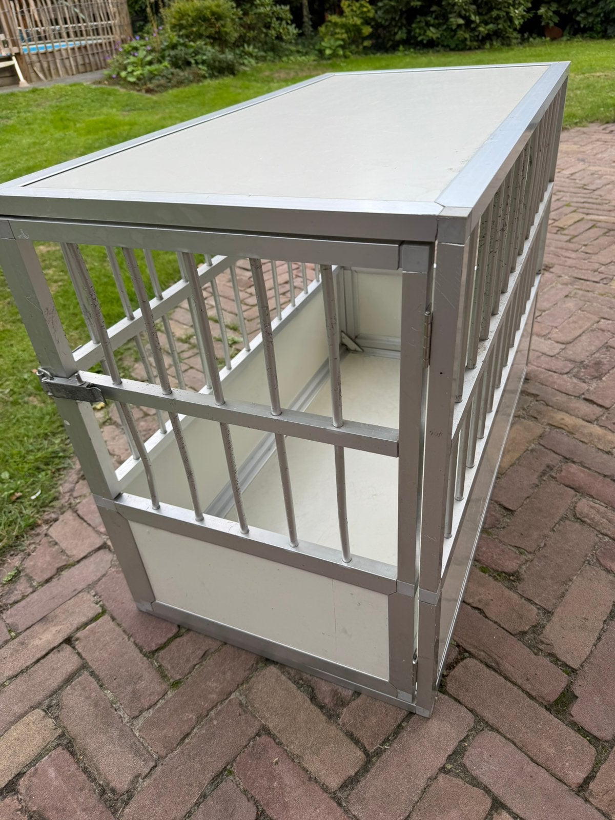 Hondenbench, Ophalen, Gebruikt