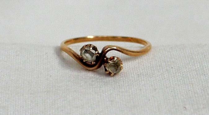 Vintage ring goud bypass diamanten., Ophalen of Verzenden, Goud, Ring, Met edelsteen