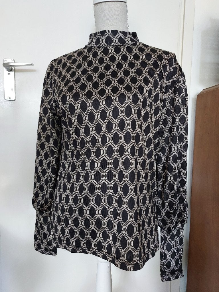 NIEUW! Trendy zwart grafische retro shirt van Pescara maat L, Verzenden, Zwart, Maat 42/44 (L), Pescara