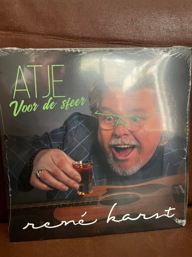 René Karst - Atje voor de sfeer (Single, Nieuw in verpakking, Ophalen, 7 inch, Geseald, 2020 tot heden