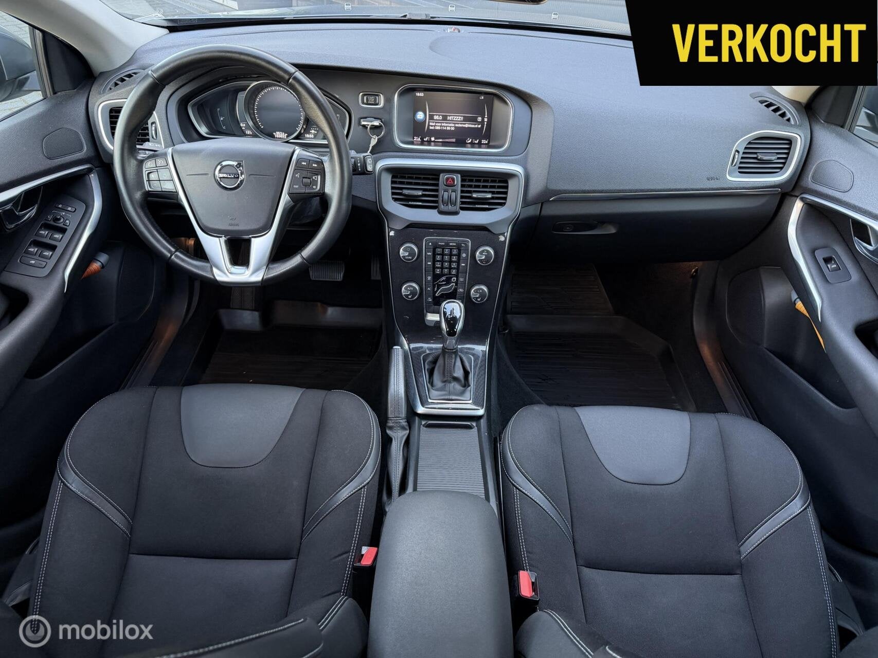 Volvo V40 1.5 T3 Nordic+|cruise|navi|trekhaak|LED|stoelverw., 4 cilinders, Leder en Stof, Bedrijf, Parkeerassistent